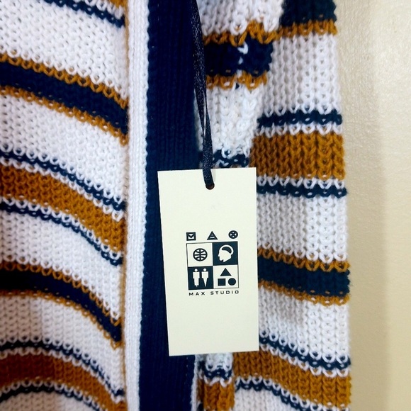 Max studio Knit Sweater - Picture 4 of 4